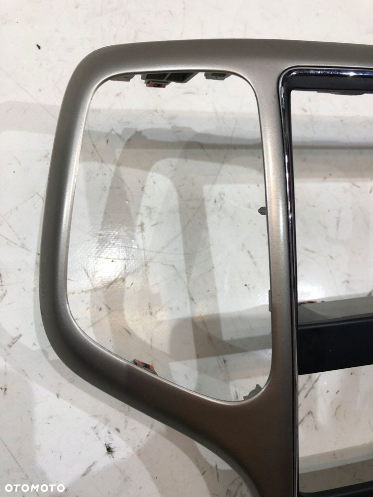 jeep grand cherokee wk2 ramka konsoli panelu - 2