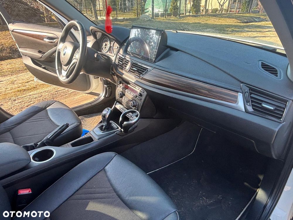 BMW X1 sDrive20i Sport Line - 37