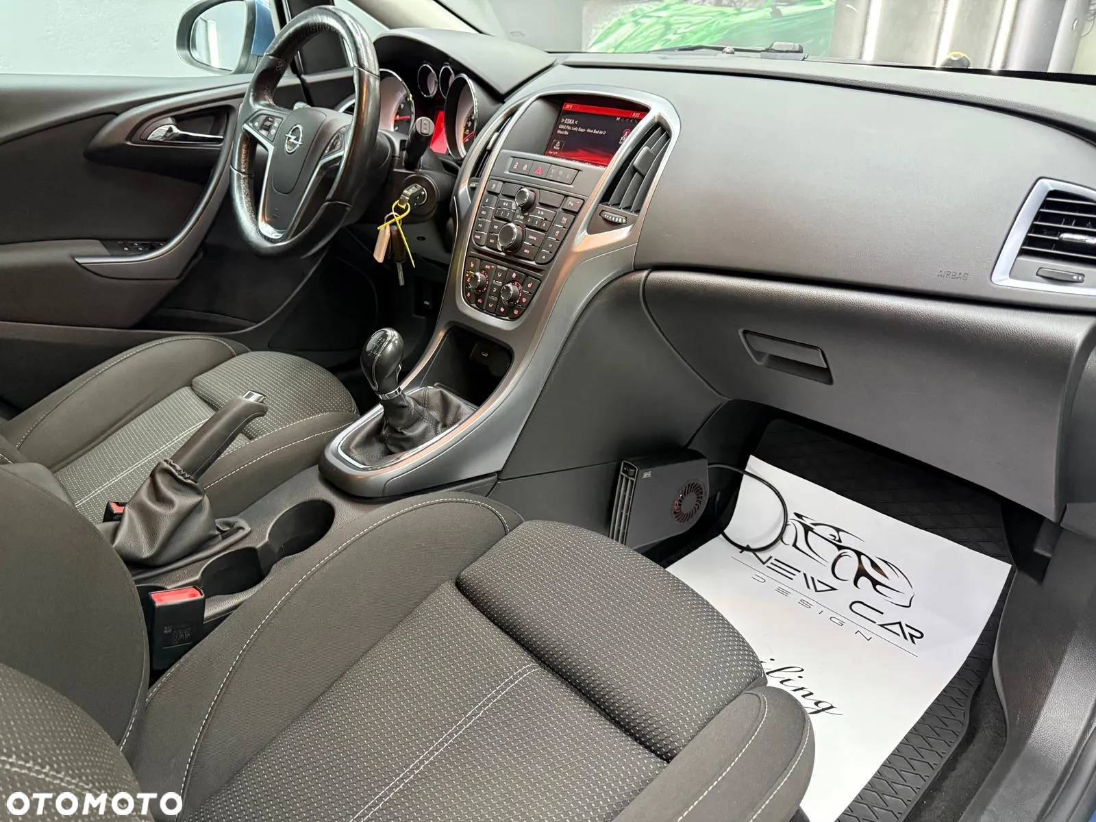 Opel Astra 1.4 Turbo Sports Tourer - 29