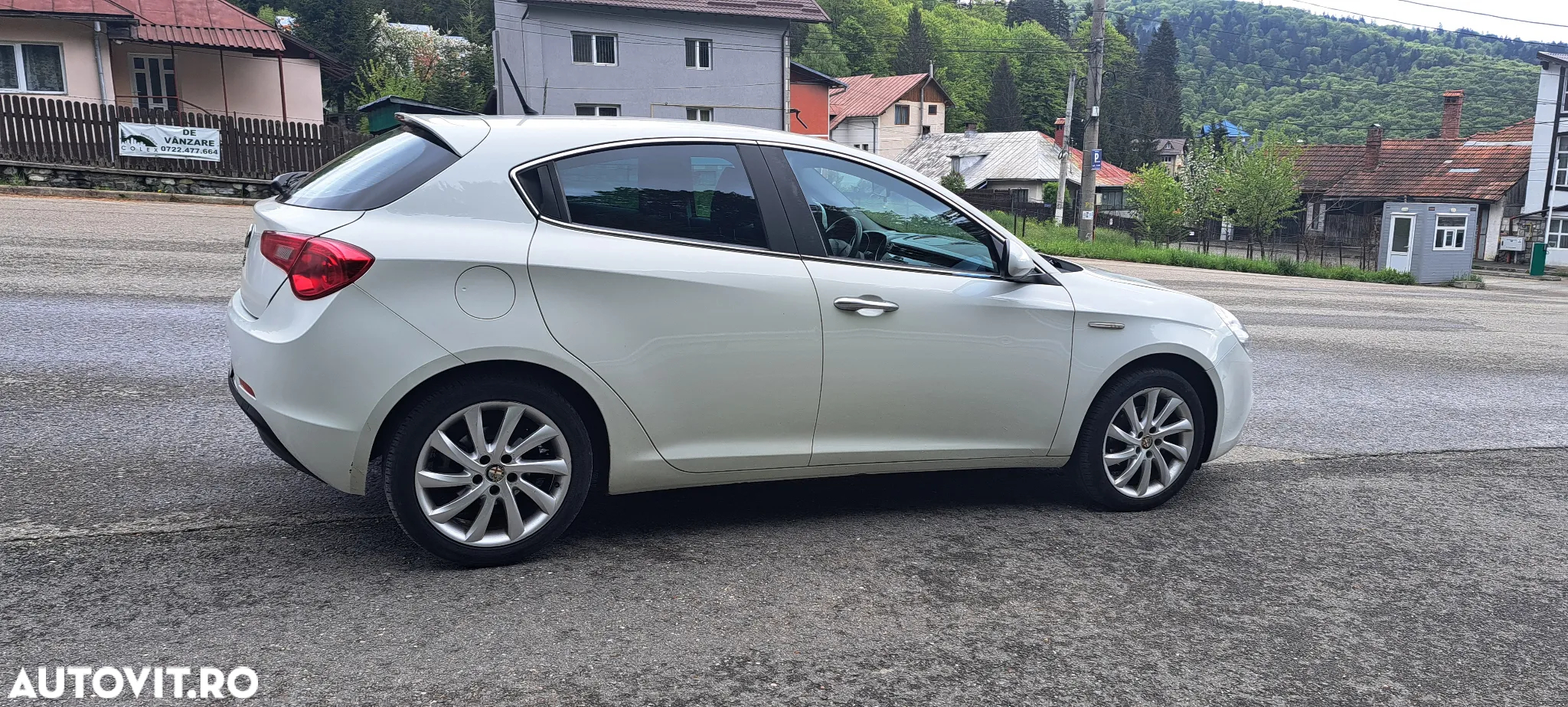 Alfa Romeo Giulietta 1.4 T-Jet Distinctive - 8