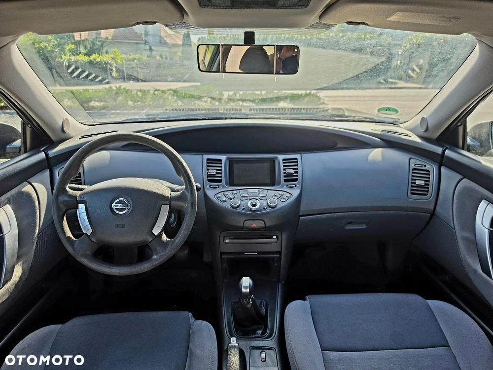 Nissan Primera 1.8 Visia + - 6