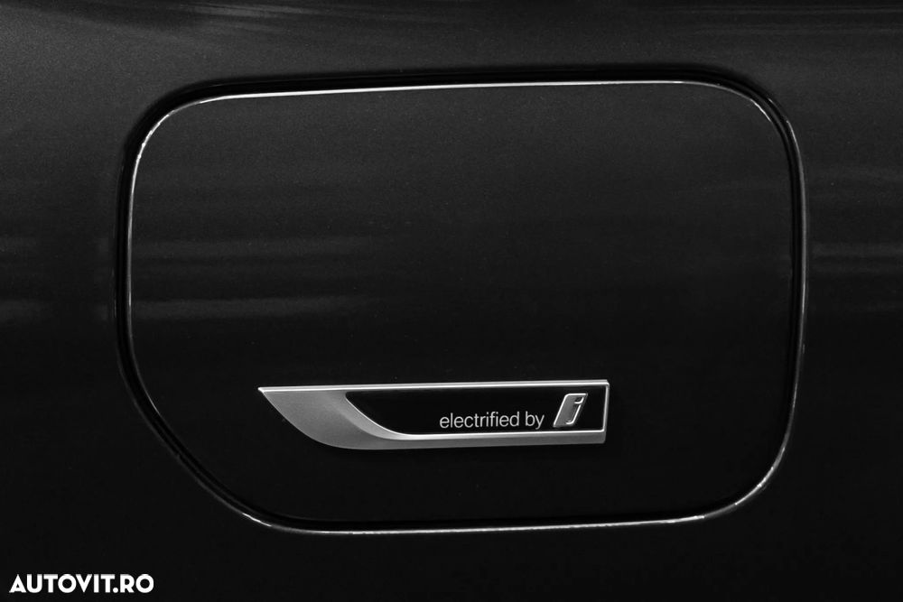 BMW Seria 5 530e xDrive Aut. - 8