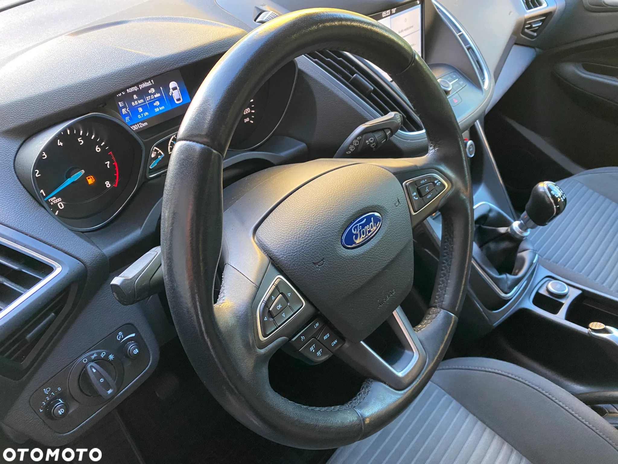 Ford C-MAX 1.0 EcoBoost Titanium ASS - 19