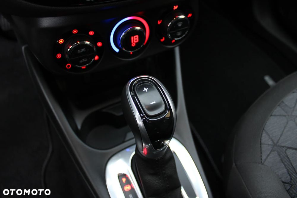 Opel Corsa 1.4 120 Lat - 29