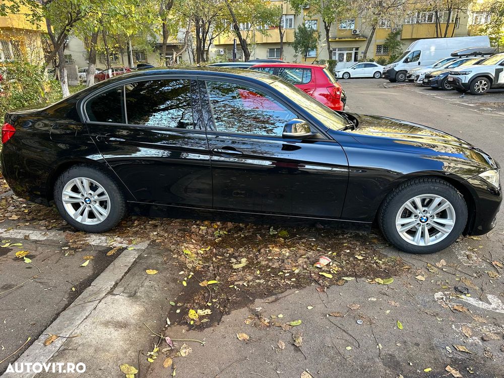 BMW Seria 3 318d Aut. - 11