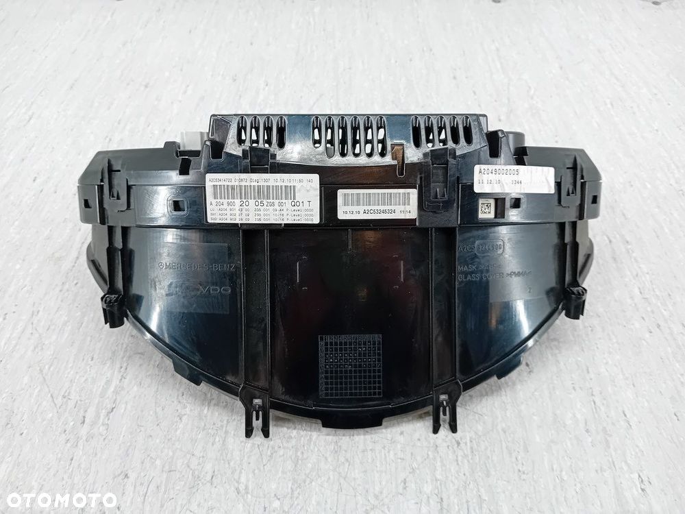 LICZNIK MERCEDES-BENZ KLASA C W204 A2049002005 2.2 CDI - 6