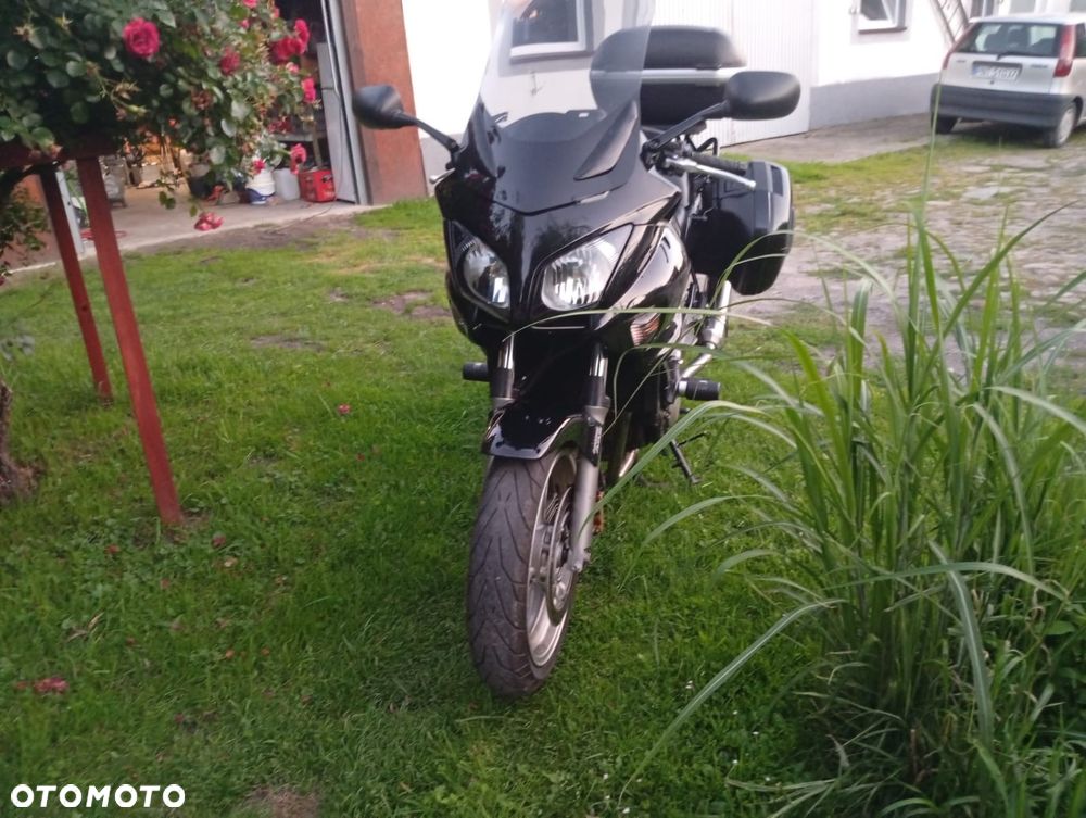 Honda CBF - 3