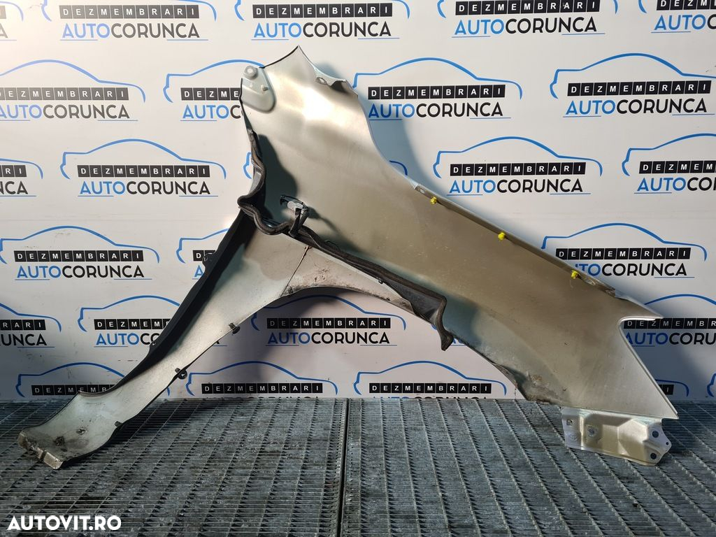 Aripa Stanga Fata Toyota RAV 4 III 2005 - 2009 4 Usi ARGINTIU (879) - 4