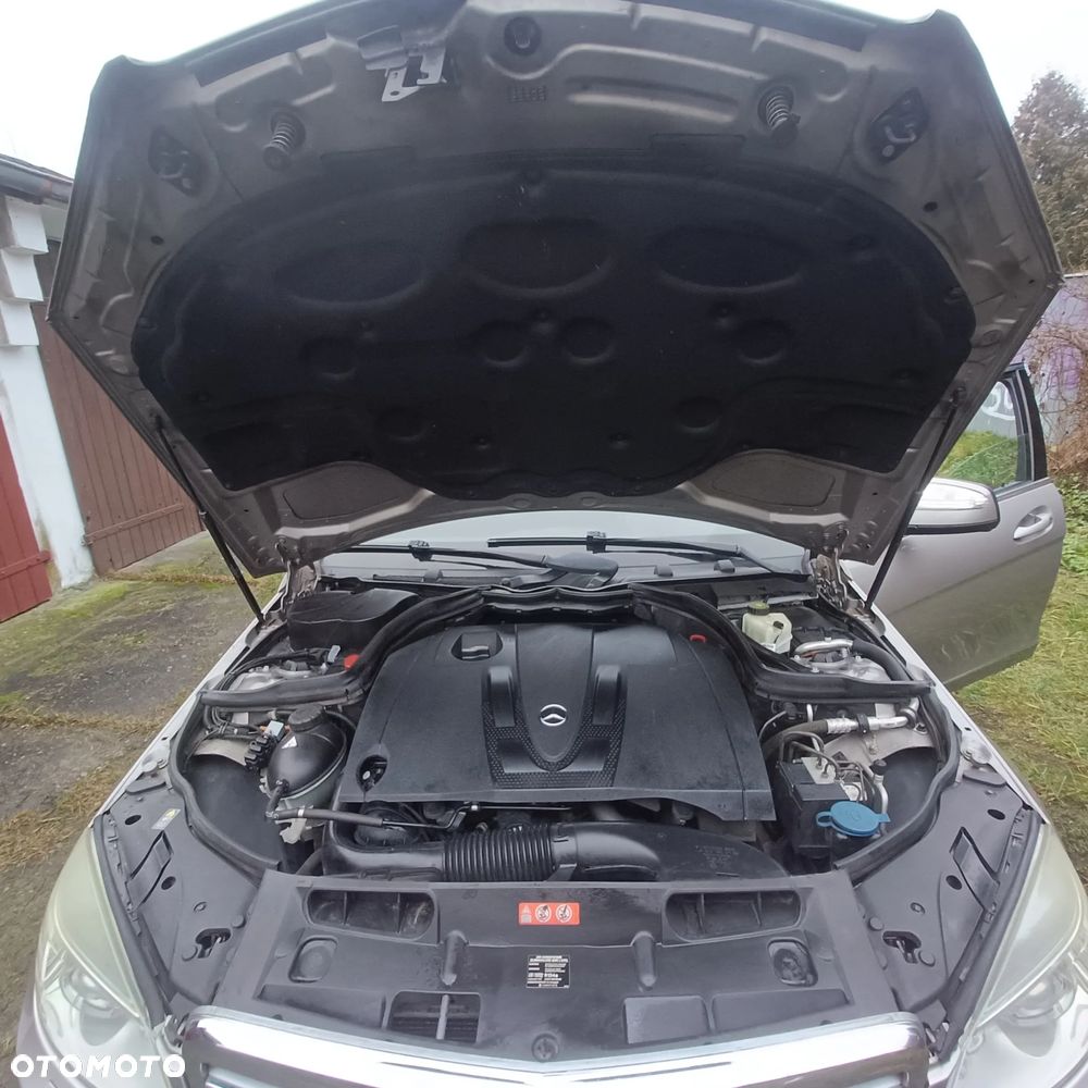 Mercedes-Benz Klasa C 200 CDI DPF Automatik Elegance - 19