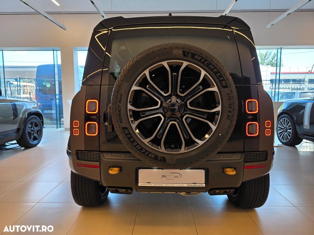 Land Rover Defender - 17