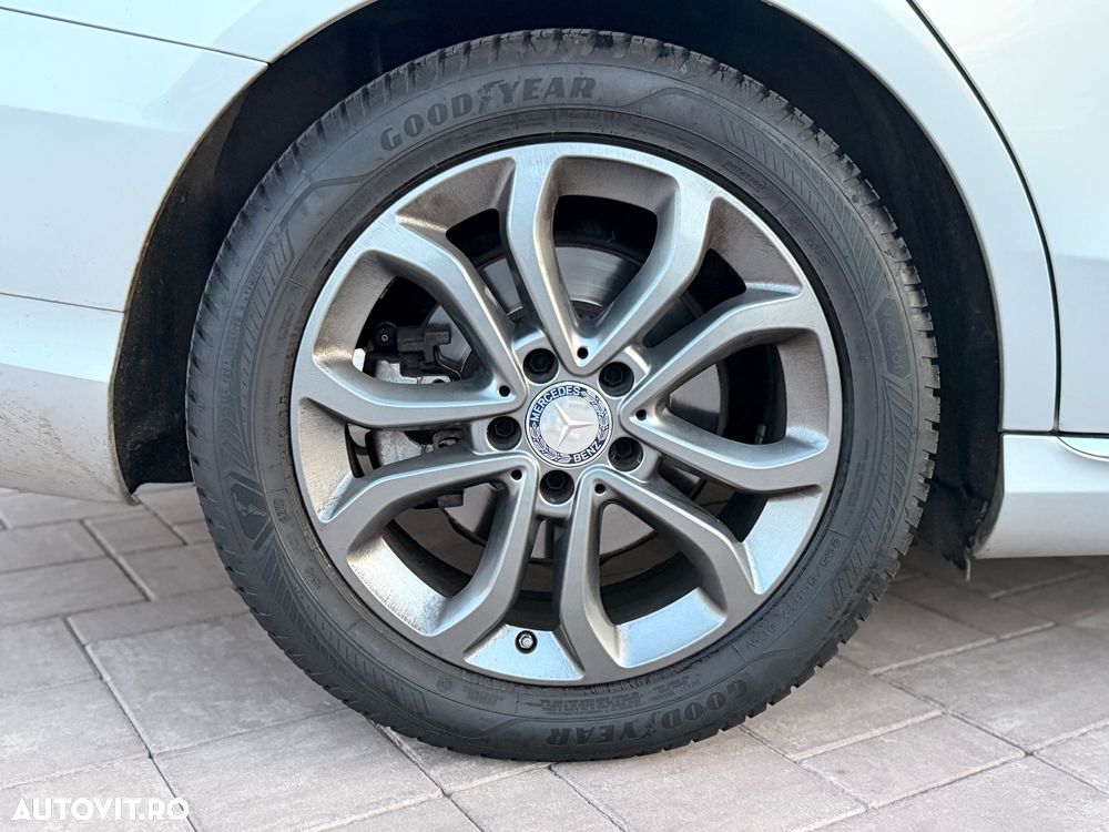 Mercedes-Benz C - 38