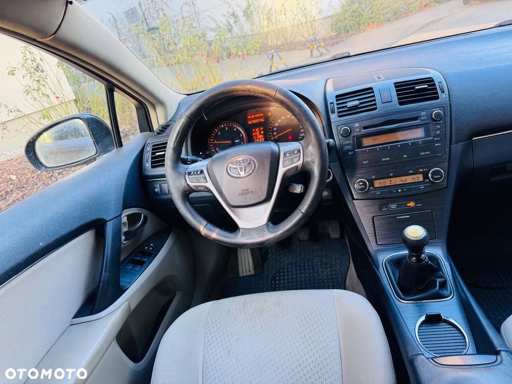 Toyota Avensis 2.0 D-4D Sol plus - 22