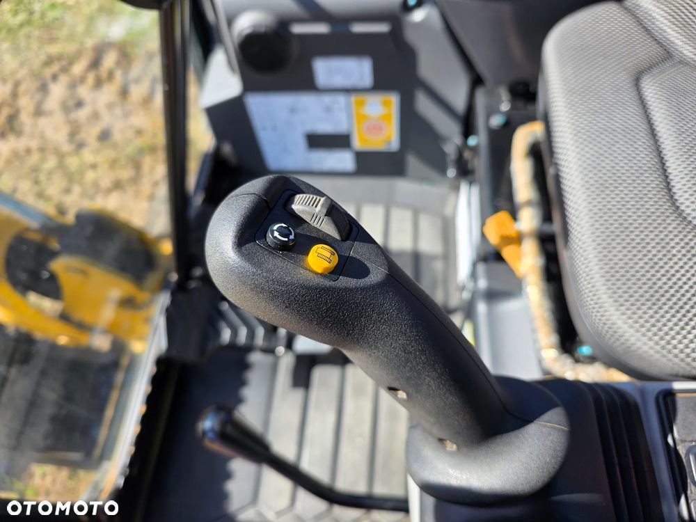 Caterpillar 301.8 - 10