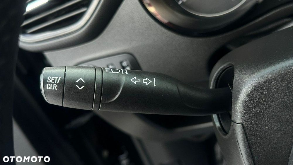 Opel Crossland X - 28