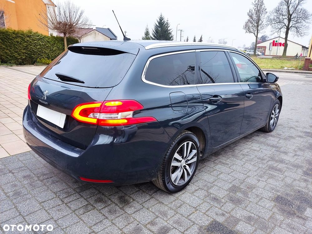 Peugeot 308 BlueHDi FAP 130 EAT8 Stop & Start Allure Pack - 3