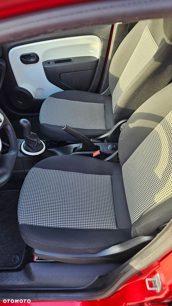 Renault Twingo SCe 70 Start&Stop CHIC - 10