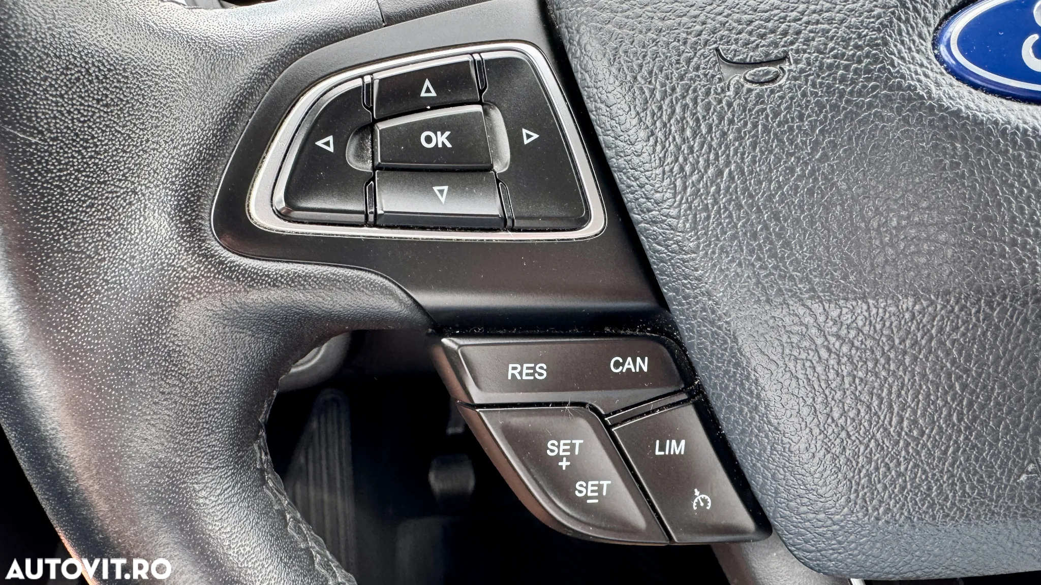 Ford Kuga 1.5 EcoBoost FWD Titanium - 14