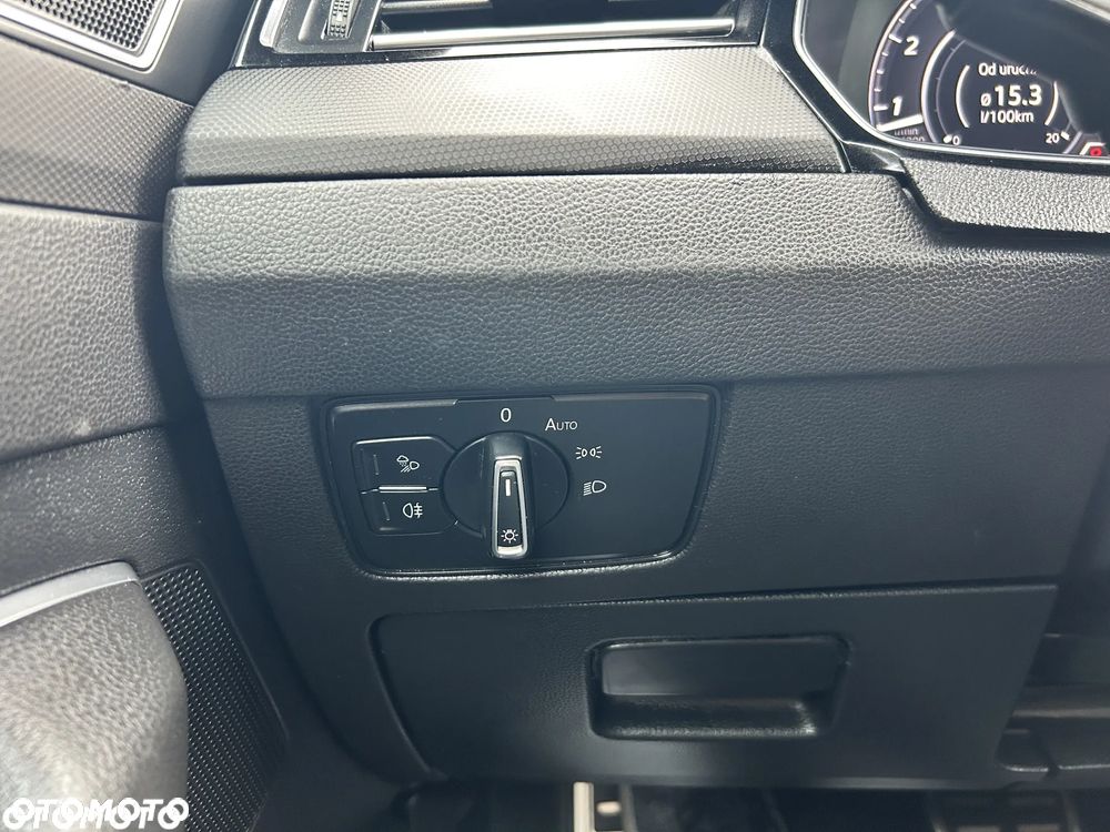 Volkswagen Arteon 2.0 TSI 4Motion R-Line DSG - 9