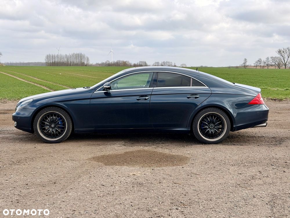 Mercedes-Benz CLS - 6