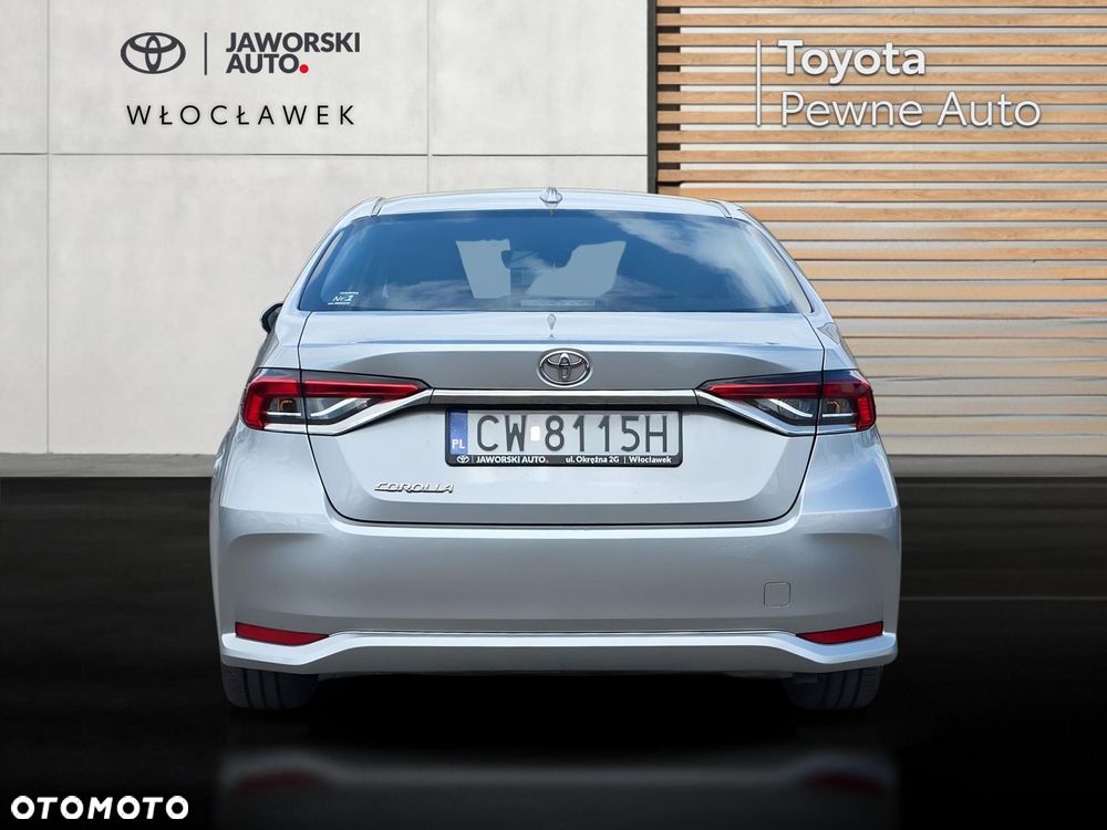Toyota Corolla - 4