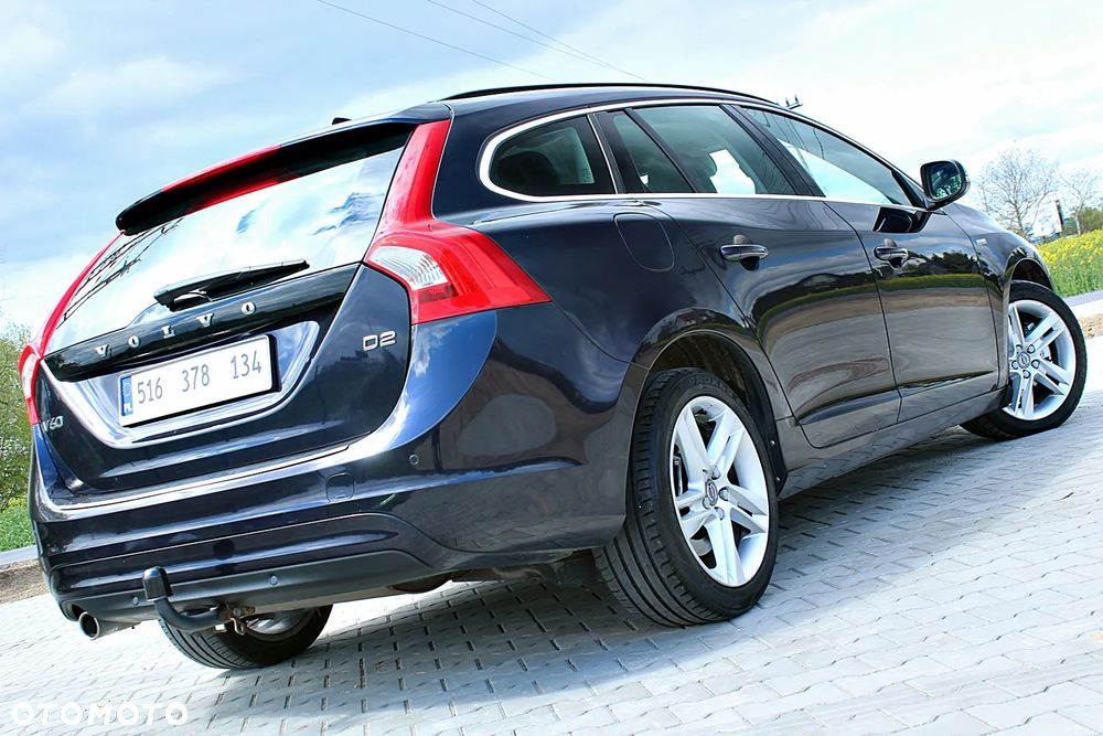 Volvo V60 D2 Geartronic Momentum - 15