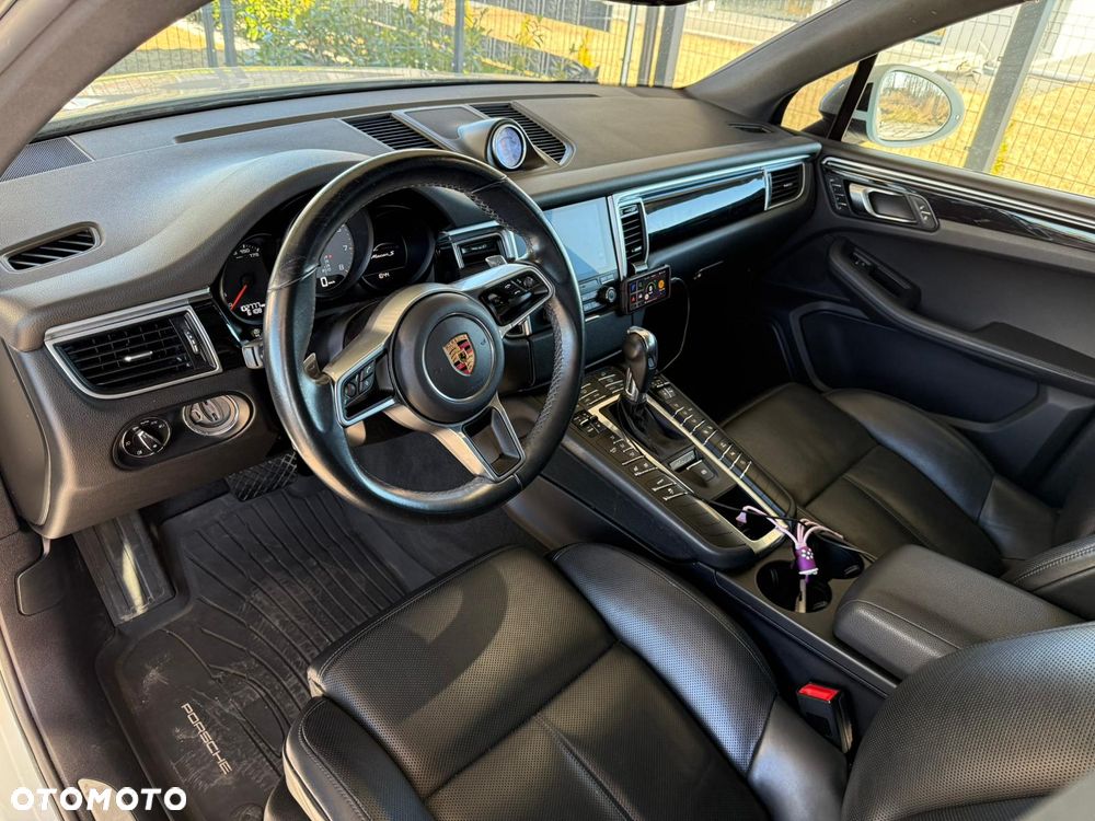 Porsche Macan S - 7