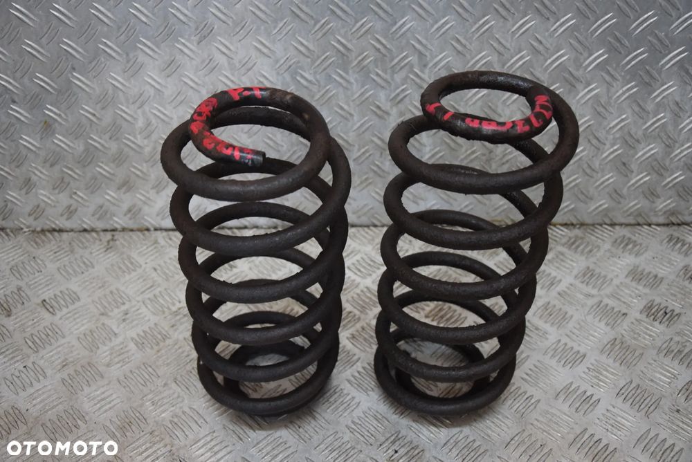 JEEP GRAND CHEROKEE WJ 2.7 CRD SPRĘŻYNA SPRĘŻYNY TYŁ KPL. - 1