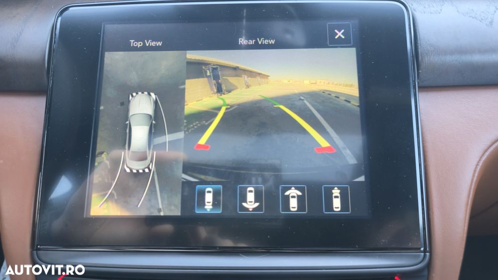 Maserati Quattroporte D GranLusso - 12