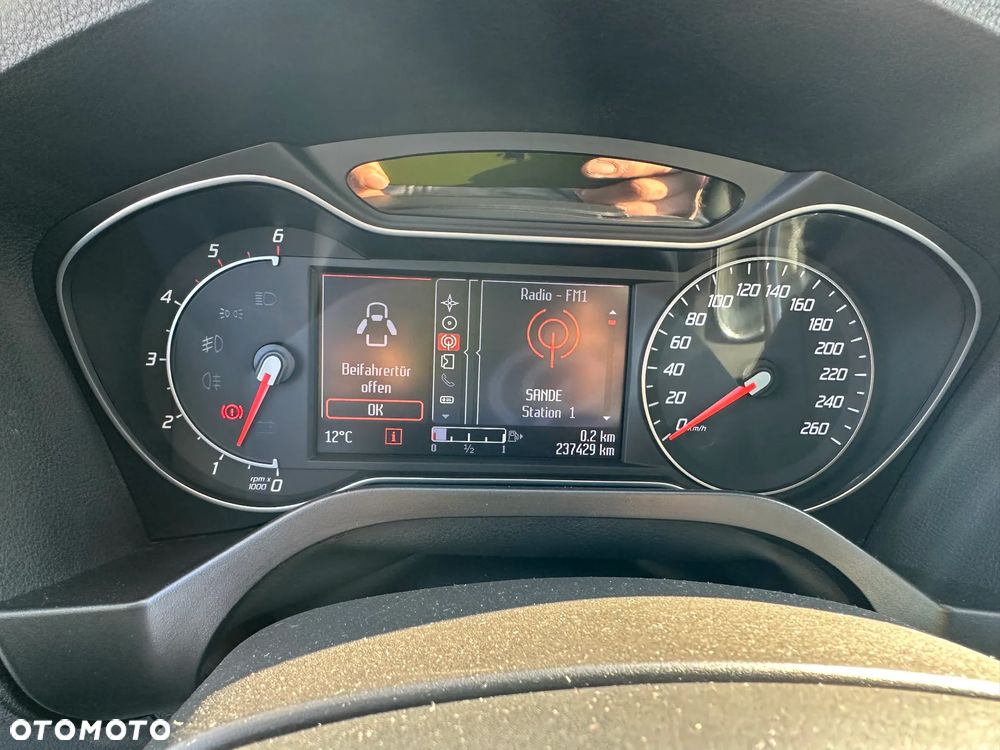 Ford S-Max 2.0 TDCi DPF Titanium - 18