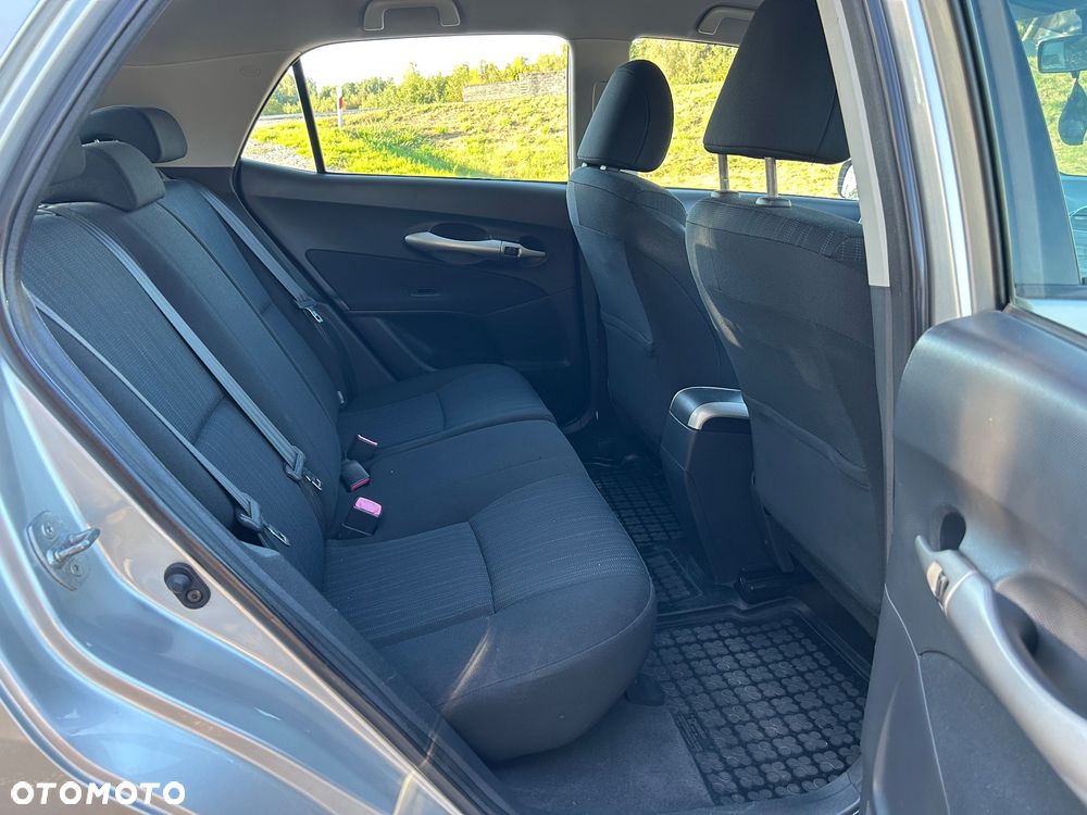 Toyota Auris 2.0 D-4D Sol - 9