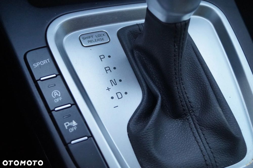 Kia XCeed 1.5 T-GDI L DCT - 25