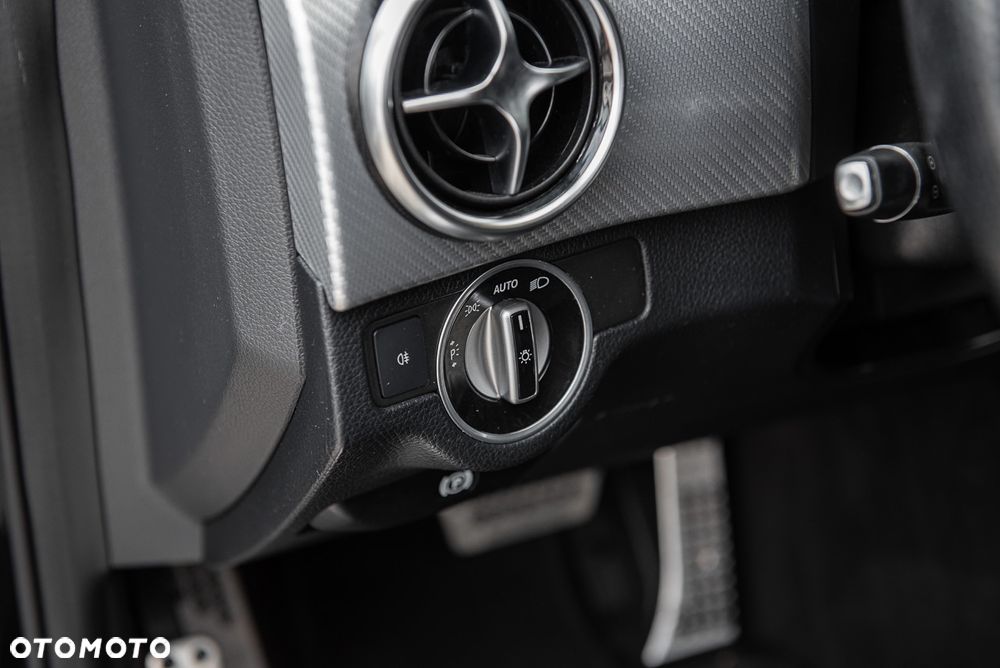 Mercedes-Benz GLK 250 CDI DPF 4Matic BlueEFFICIENCY 7G-TRONIC SPORT EDITION - 18