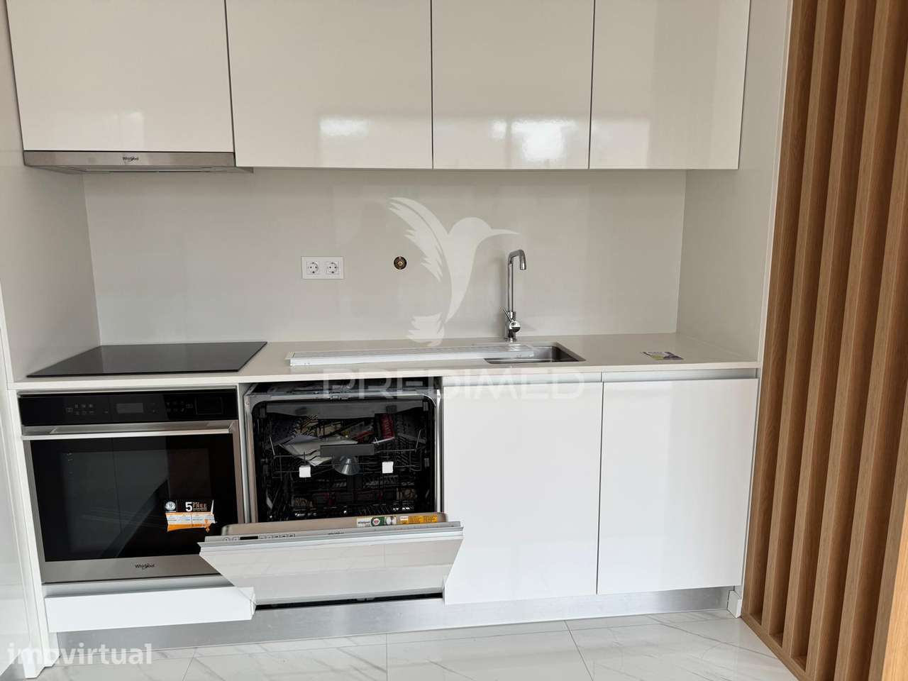 Apartamento T1 com Suite em Condomínio Fechado | Rua da Constituiçã... - Grande imagem: 2/10