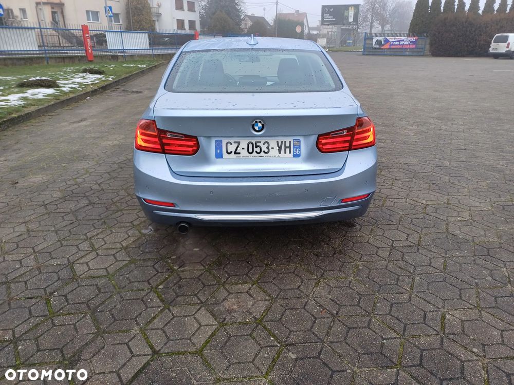 BMW Seria 3 316i Luxury Line - 6