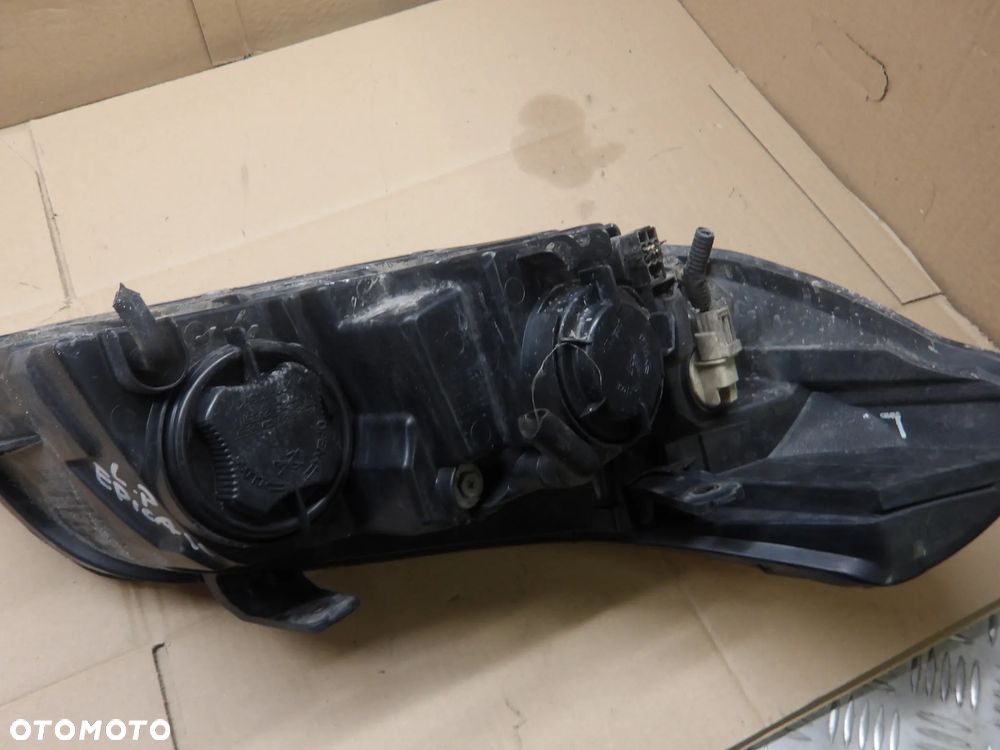CHEVROLET EPICA II 2.0D LAMPA PRAWA LEWA PRZÓD PRZEDNIA - 6