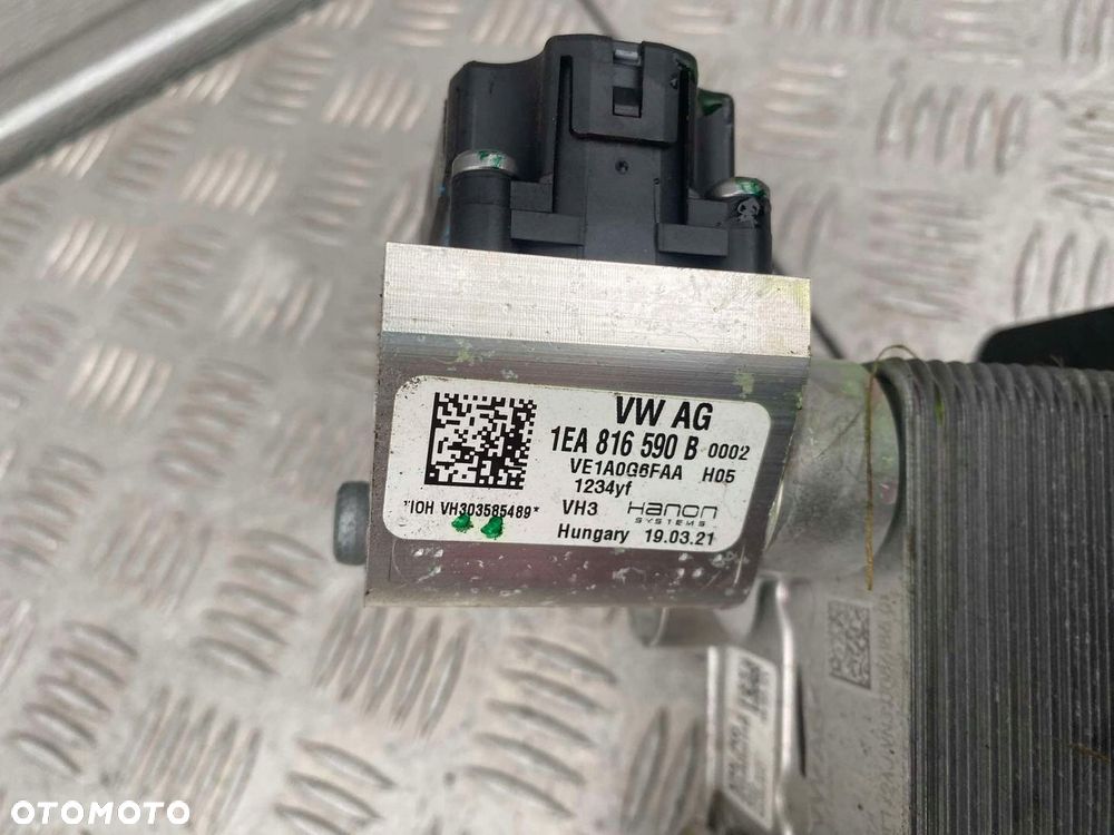 VOLKSWAGEN ID4 WYMIENNIK CIEPŁA IDEAŁ 1EA816111B 1EA816590B - 6