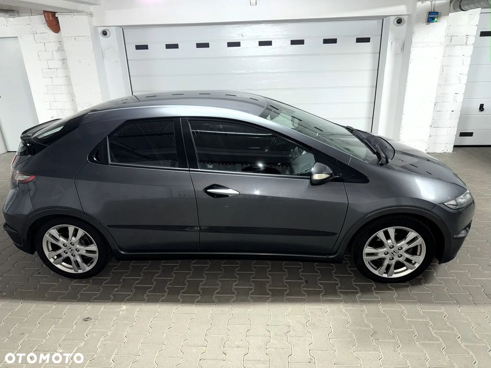 Honda Civic 1.8 Comfort - 1