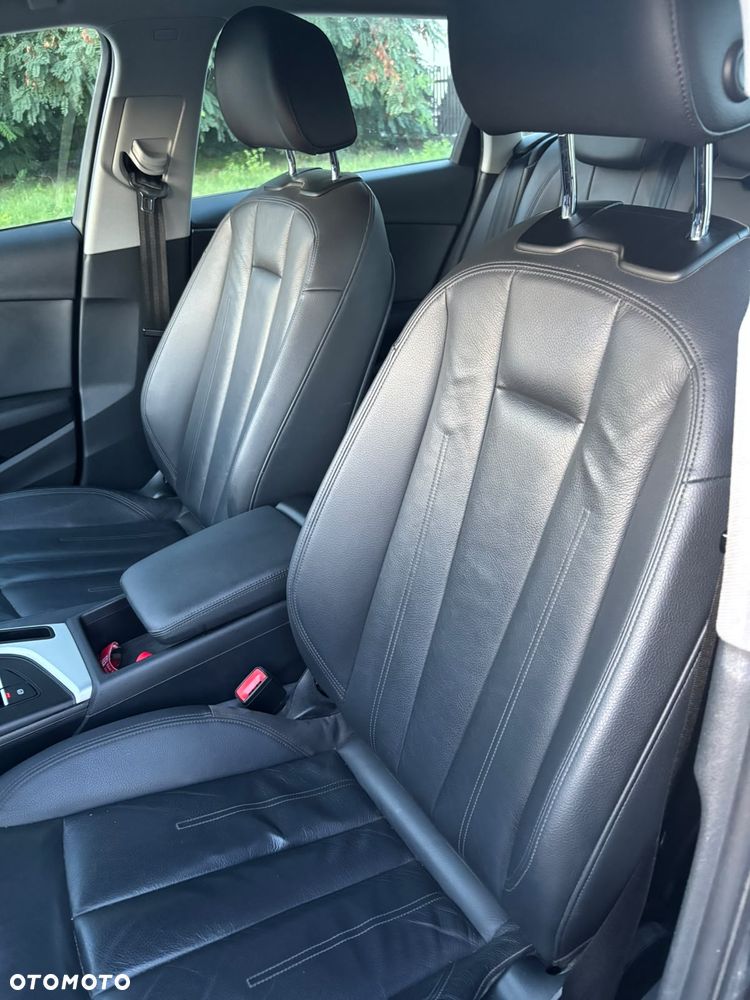 Audi A4 Avant 2.0 TDI S tronic - 5
