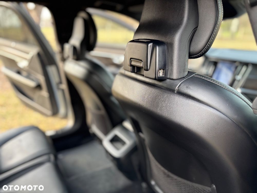 Volvo V90 Cross Country T5 AWD Pro - 26