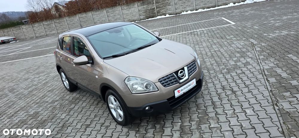Nissan Qashqai 2.0 dCi 4 x 4 DPF tekna - 8