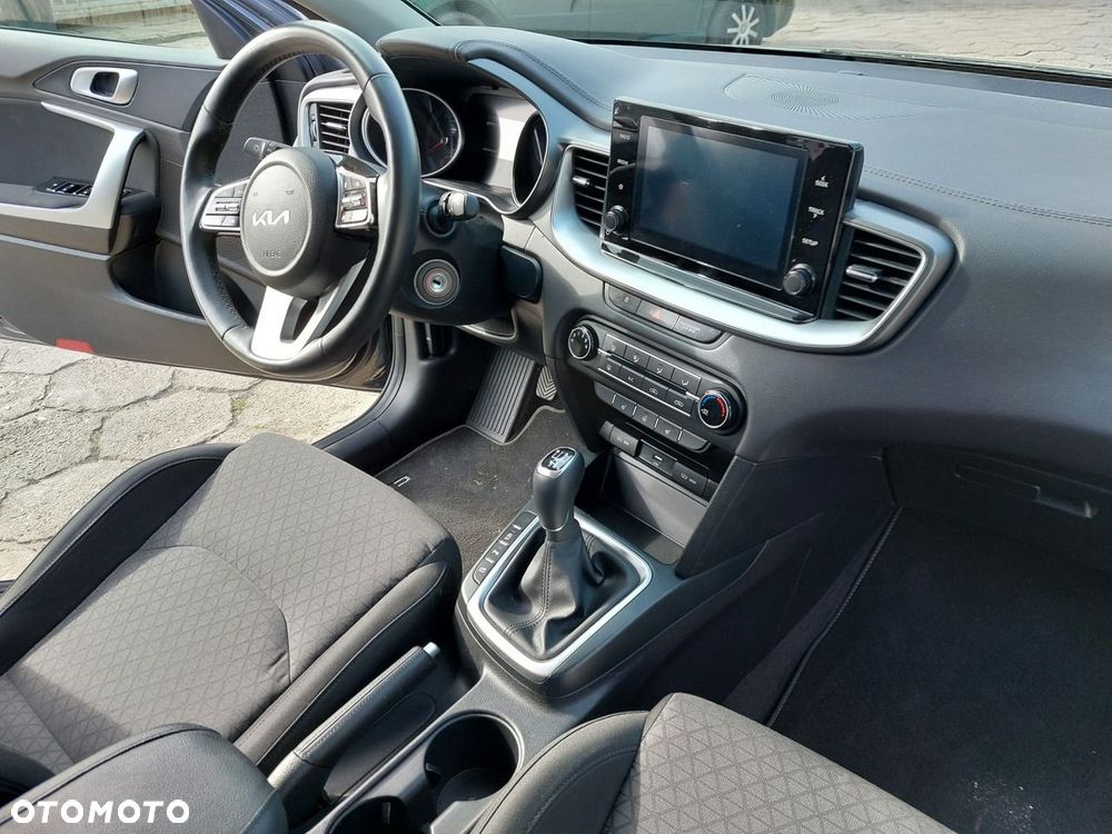 Kia Ceed - 17