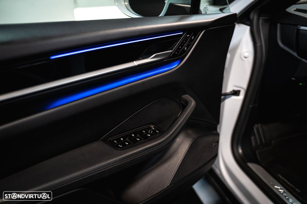 Porsche Macan Electric - 7