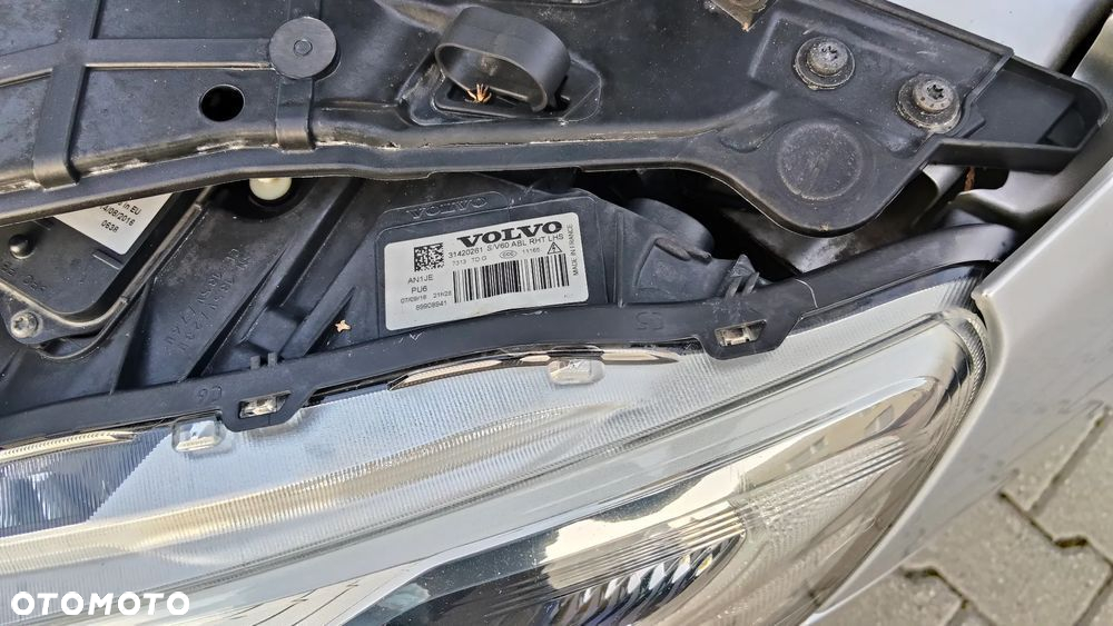 Volvo V60 D3 Drive-E Summum - 29