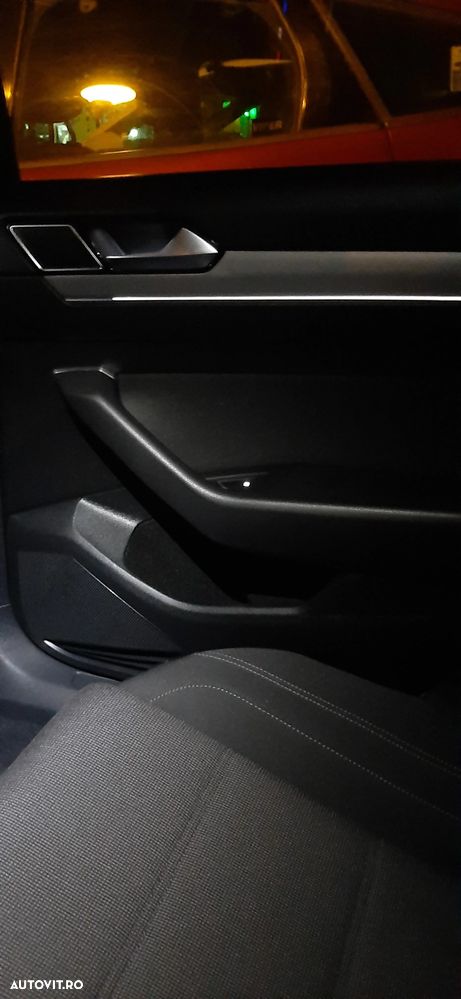 Volkswagen Passat - 26