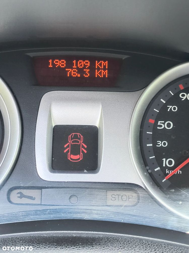 Renault Clio - 11
