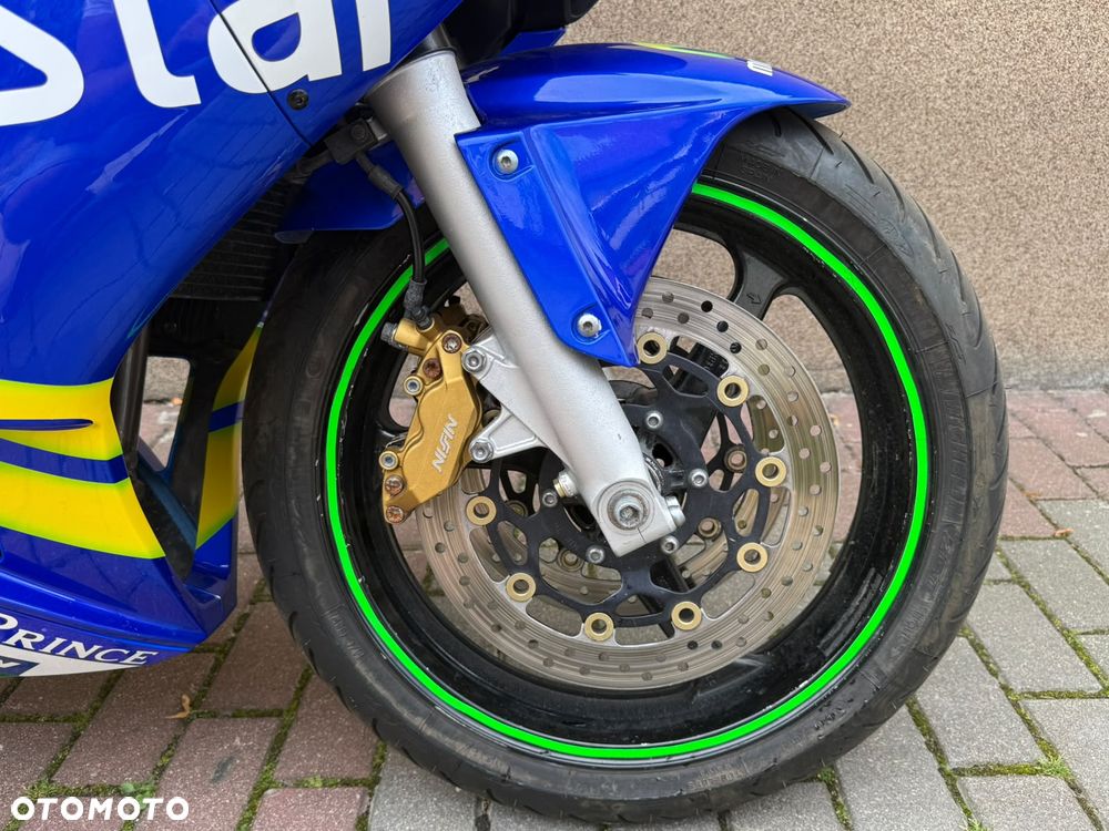 Honda CBR - 35