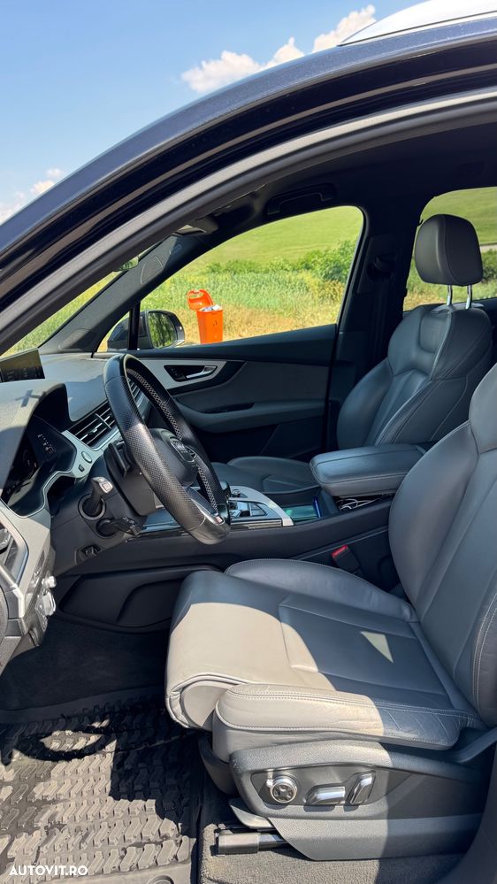 Audi Q7 - 6