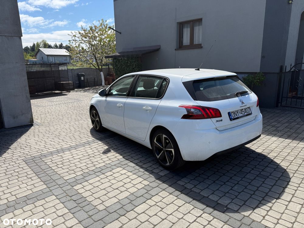 Peugeot 308 BlueHDi 120 EAT6 Stop & Start Allure - 2