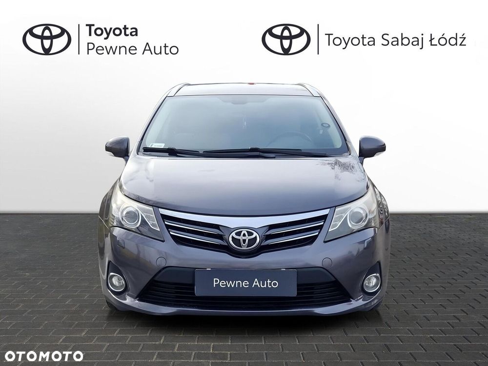 Toyota Avensis 1.8 Premium - 8