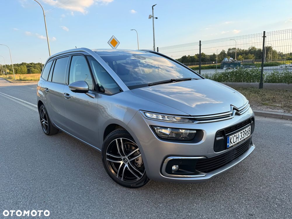 Citroën C4 SpaceTourer 1.6 PureTech More Life S&S EAT8 - 10